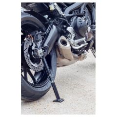 BikeTek Swing-Arm Jack On MT09 Motorcycle